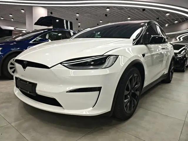 Фотография автомобиля — Tesla Model X