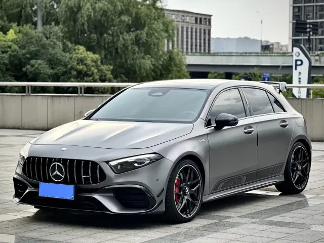 Фотография автомобиля — Mercedes-Benz A-Class AMG