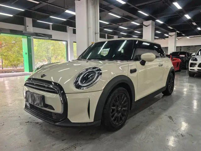 Фотография автомобиля — MINI Hatch