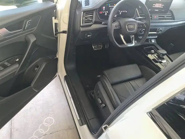 Audi Q5L — Фото автомобиля 15