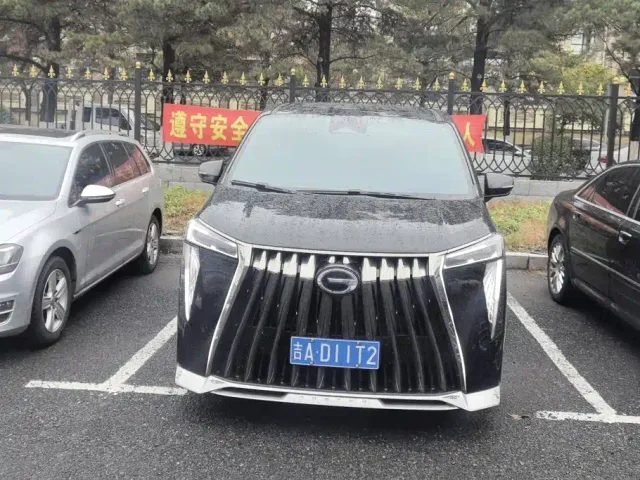 GAC Trumpchi M8 — Фото автомобиля 2