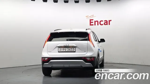 Kia Niro The All New Niro Prestige — Фото автомобиля 4