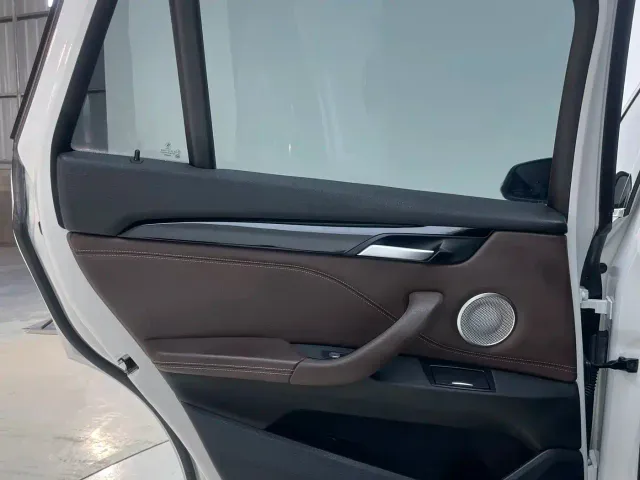 BMW X1 — Фото автомобиля 20