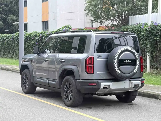 BYD FangChengBao Leopard 5 — Фото автомобиля 16