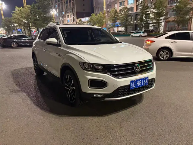 Volkswagen T-Roc — Фото автомобиля 8