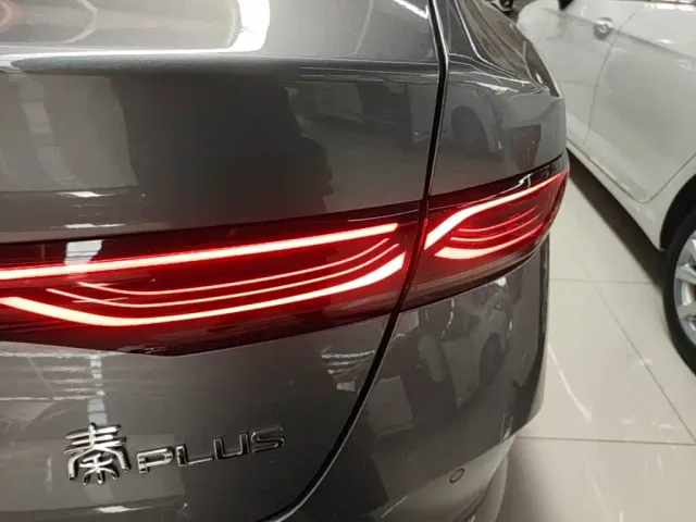 BYD Qin PLUS — Фото автомобиля 7