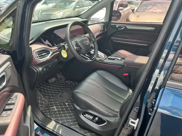 GAC Trumpchi M6 — Фото автомобиля 9