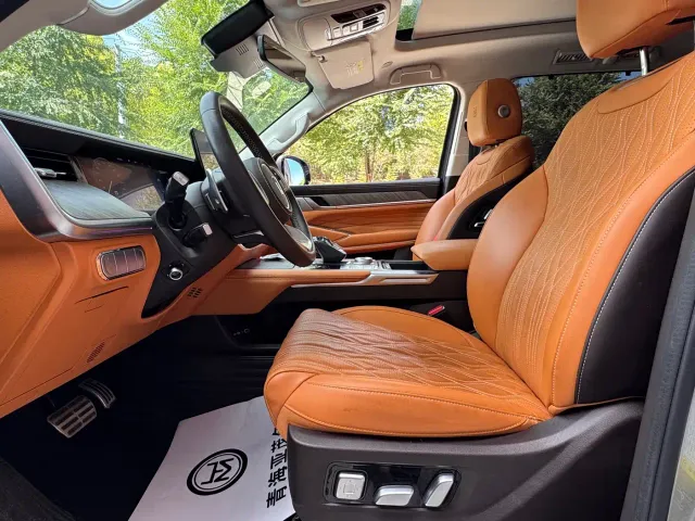 Tank Tank 500 2023 3.0T Sport Edition (5-seater) — Фото автомобиля 9