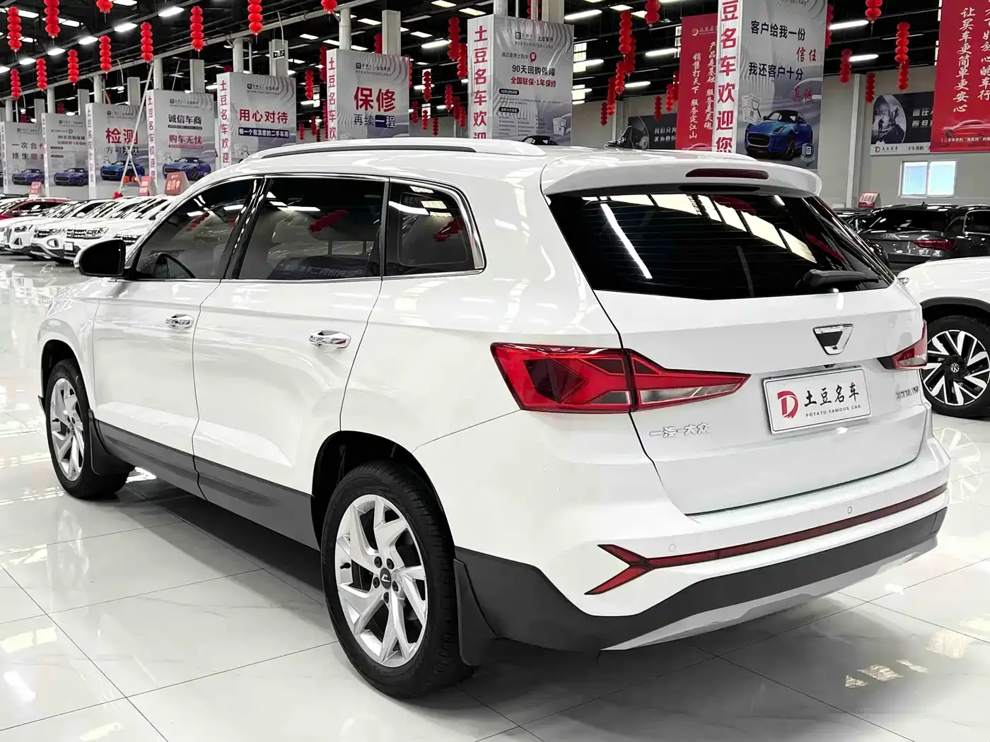 Jetta Jetta VS7 2022 280TSI Auto Comfort Edition — Фото автомобиля 4