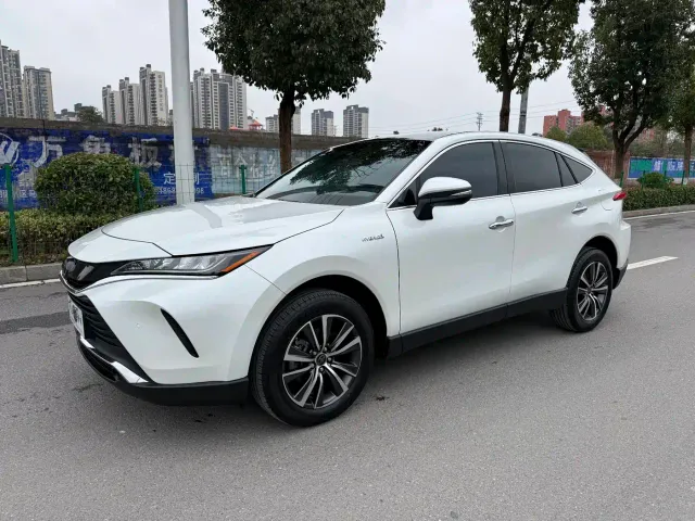 Фотография автомобиля — Toyota Harrier