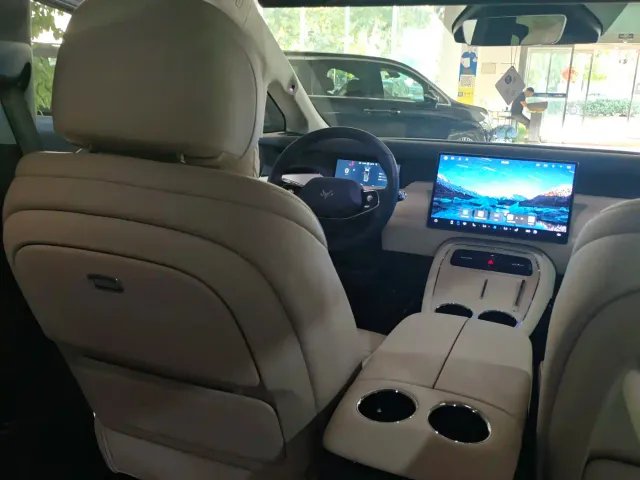 Arcfox Wendao V9 — Фото автомобиля 14
