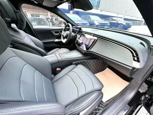 Mercedes-Benz Mercedes-Benz E-Class 2024 E 300 L Fashion — Фото автомобиля 4