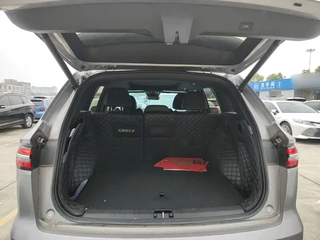 Geely Xingyue L — Фото автомобиля 18