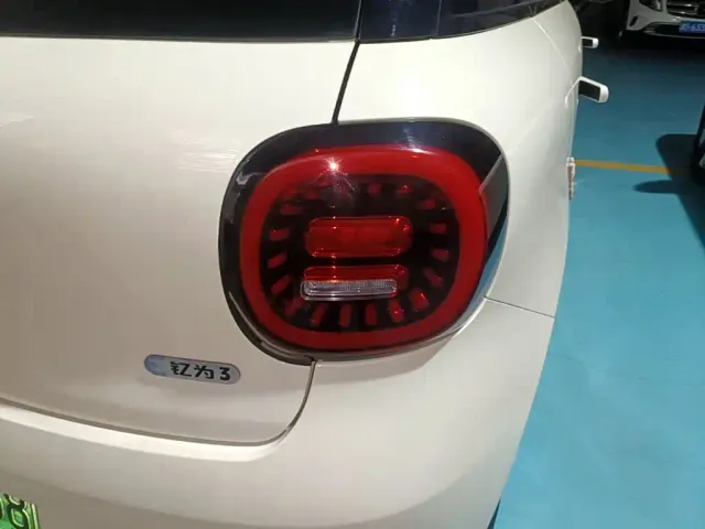 JAC Yiwei 3 — Фото автомобиля 7