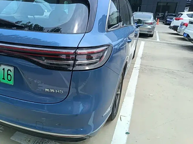 Shangjie SUV — Фото автомобиля 7