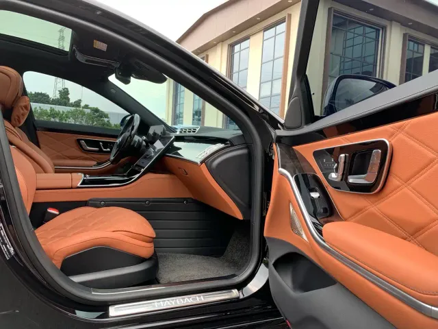 Mercedes-Benz Maybach S-Class — Фото автомобиля 16
