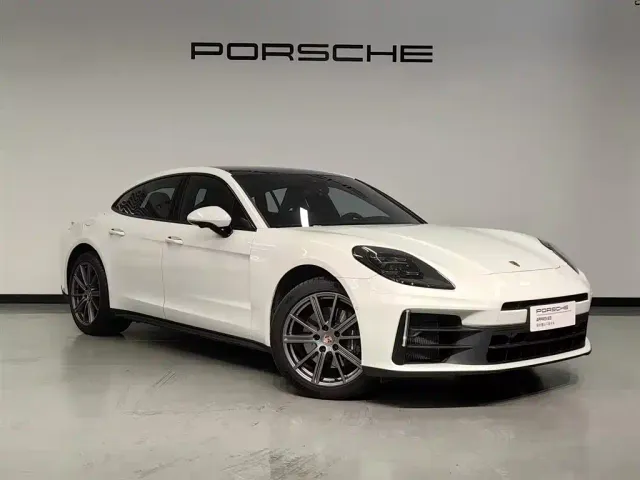 Porsche Panamera — Фото автомобиля 6