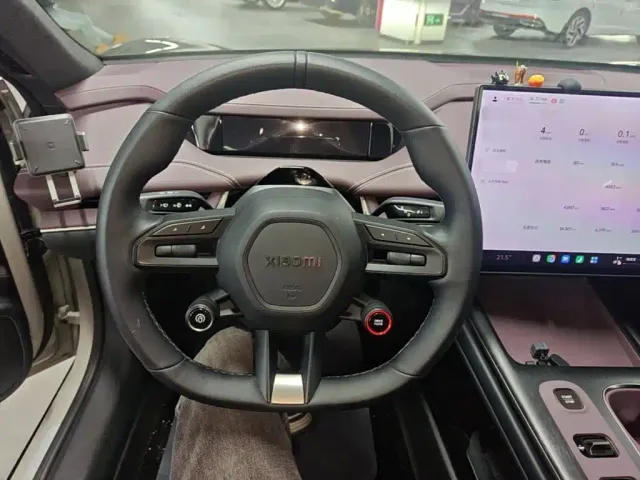 Xiaomi SU7 — Фото автомобиля 10