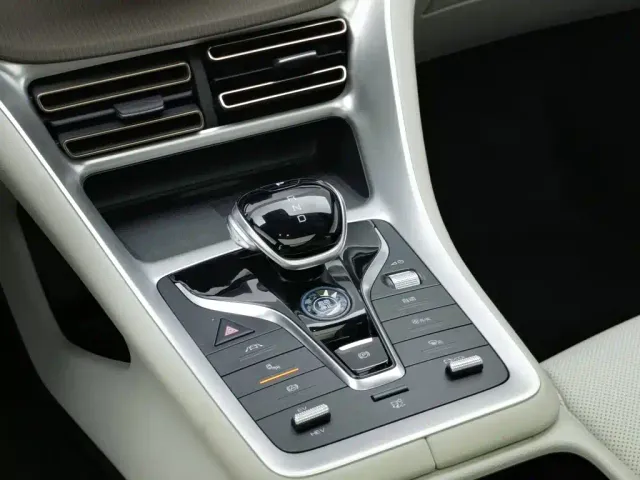 BYD Song Pro — Фото автомобиля 13