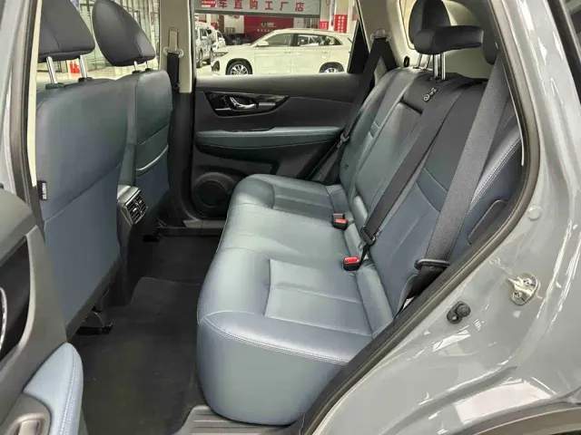 Nissan X-Trail — Фото автомобиля 20