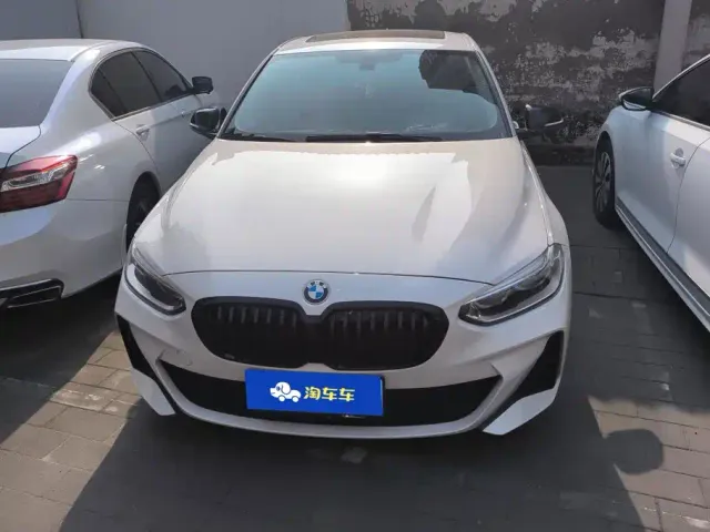 BMW 1 Series — Фото автомобиля 2
