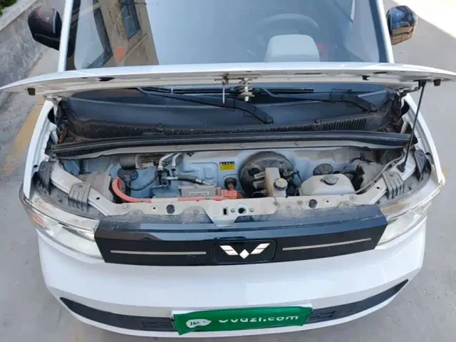 Wuling Hongguang Mini EV — Фото автомобиля 15