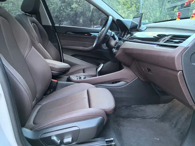 BMW X1 — Фото автомобиля 13