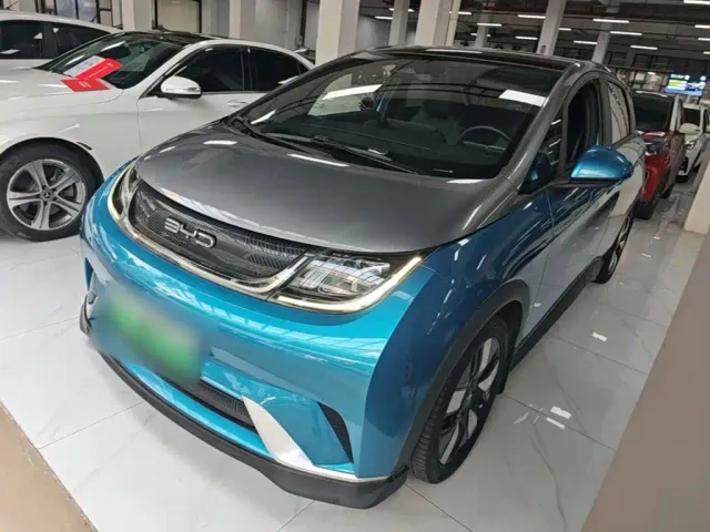Фотография автомобиля — BYD Dolphin