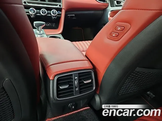 Genesis G70 New — Фото автомобиля 12
