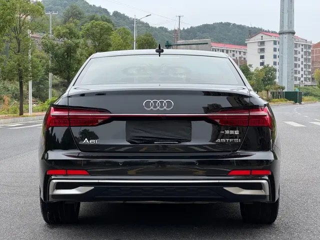 Audi A6L — Фото автомобиля 7