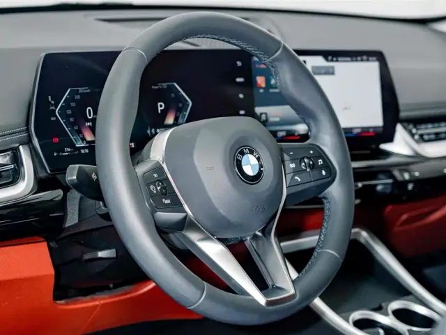 BMW X1 — Фото автомобиля 9