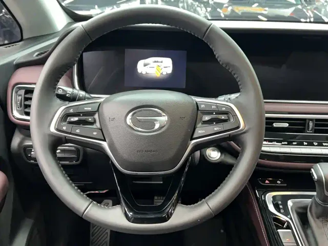 GAC Trumpchi M6 — Фото автомобиля 14