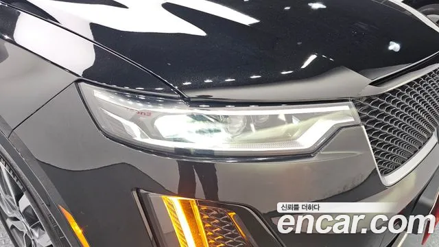 Cadillac XT6 — Фото автомобиля 19