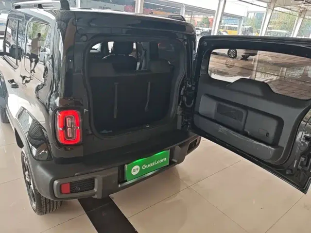 Baojun Yep — Фото автомобиля 18