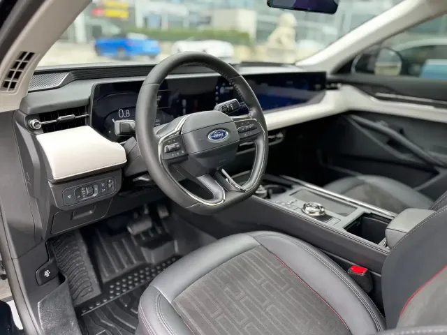 Ford Mondeo — Фото автомобиля 5