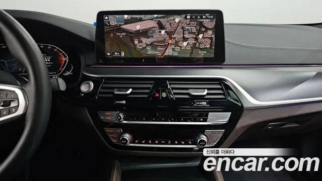 BMW 5-Series 5 серия (G30) 523d M Sport — Фото автомобиля 14