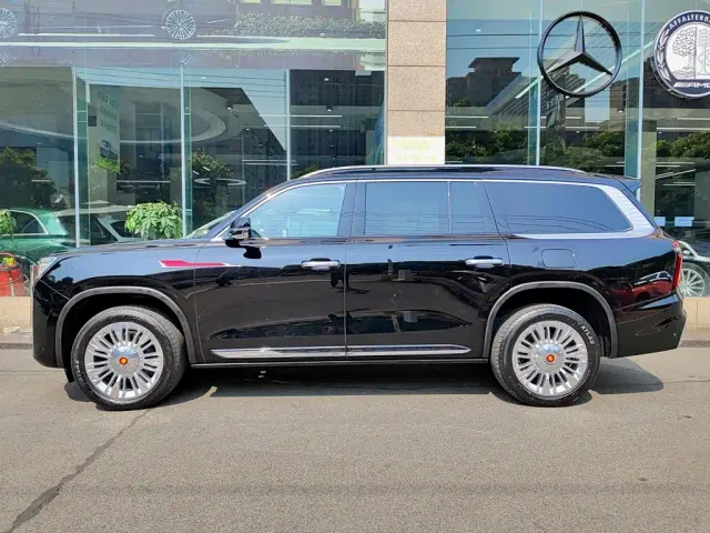 Hongqi Guoyao — Фото автомобиля 3