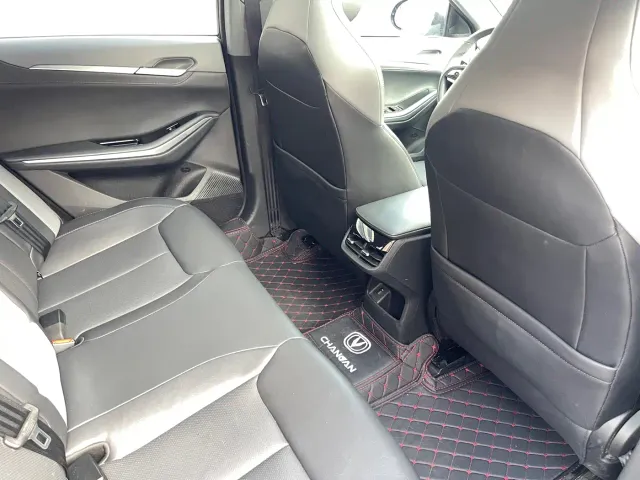 Changan Raeton Plus — Фото автомобиля 9