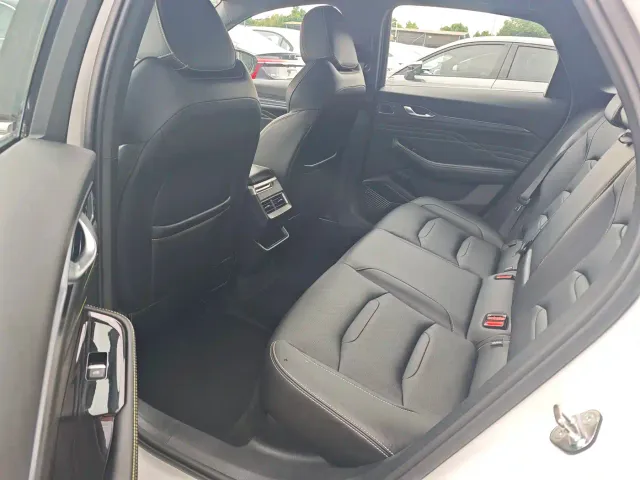 Geely Xingrui — Фото автомобиля 5