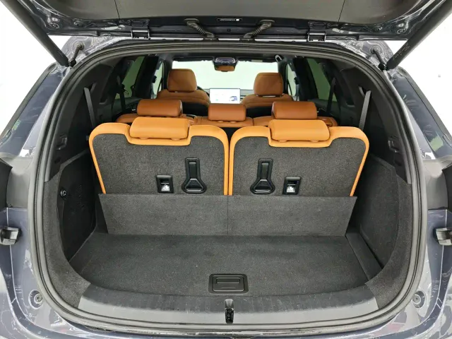 BYD Tang — Фото автомобиля 14