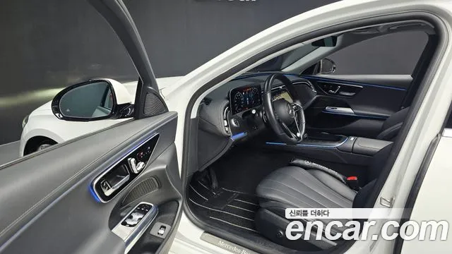 Mercedes-Benz E-Class W214 — Фото автомобиля 10