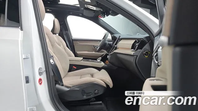 Volvo XC90 2nd Gen — Фото автомобиля 26