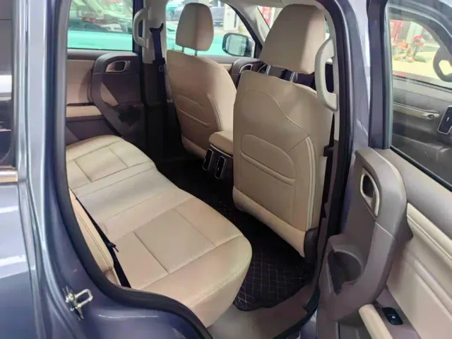 Haval Big Dog — Фото автомобиля 11