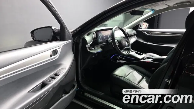Hyundai Grandeur — Фото автомобиля 10