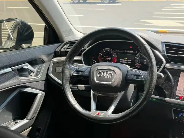Audi Q3 Sportback — Фото автомобиля 16