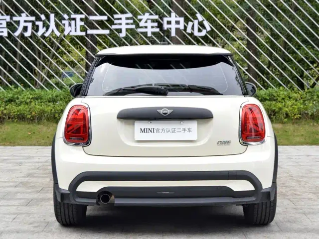 MINI Hatch — Фото автомобиля 4
