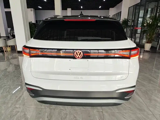 Volkswagen ID.4 X — Фото автомобиля 5