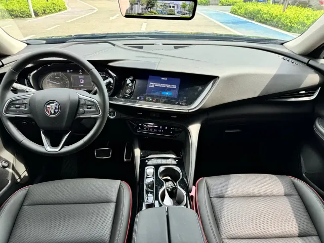 Buick Envision S — Фото автомобиля 11