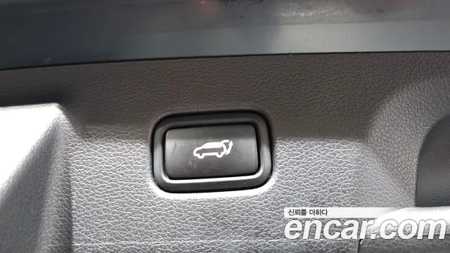 Hyundai Palisade Palisade Дизель 2.2 2WD — Фото автомобиля 23