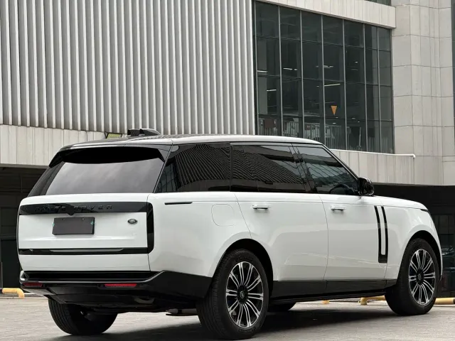 Land Rover Range Rover — Фото автомобиля 12